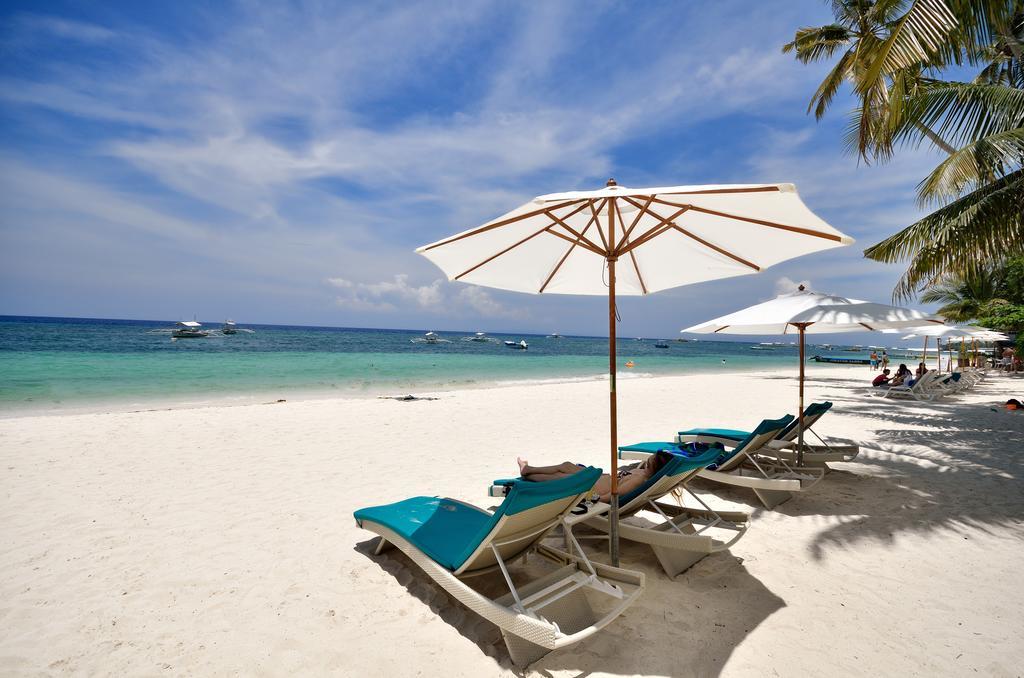 邦劳 阿罗纳海滩赫纳度假村酒店 外观 照片 Beach at the Shangri-La Resort